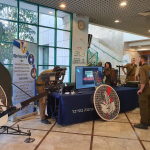 קרית החינוך אורט קרית ביאליק מארחת את אגף התקשוב ולוחמת הסייבר בצה”ל