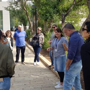 זיכרון מבעד לעדשה – תלמידי אורט מתעדים את שורדי השואה
