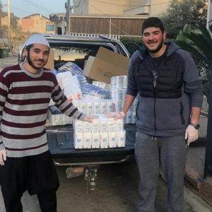 في قلوبنا امل תלמידת אורט רונסון עוספיה יוזמת איסוף תרומות לקשישים