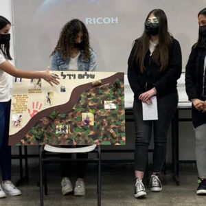 פרי גנך – תלמידי אורט מנציחים את סיפורם של חללי צה”ל בני יישובם