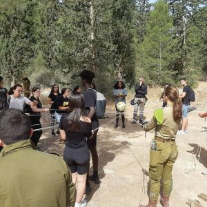 קבוצת עצמ”ה בקריה למנהיגות ולמדעים אורט בלוד בסמינר הכנה לצה”ל