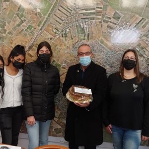 מתוק בלב – תלמידי אורט רבין גן יבנה מתגייסים למבצע ההנצחה לגלעד שער ז”ל