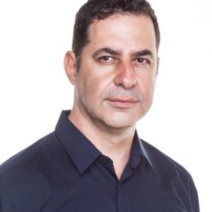 מייסד המרכז לפדגוגיה מתבוננת בסמינר הקיבוצים- יוביל השתלמות מורים באורט אפיקים