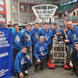 נבחרות הרובוטיקה של רשת אורט ישראל אלופות תחרויות FLL לשנת 2022