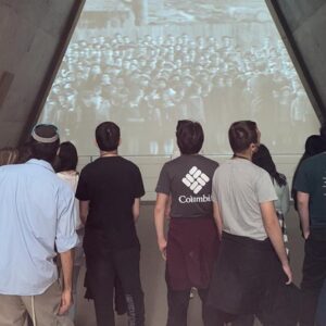 אתגר עיצוב זיכרון השואה בעידן בו שורדי השואה הולכים ומתמעטים