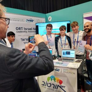 עשרות יוזמות חינוכיות של רשת אורט מעוררות ענין רב בביאנלה הבינלאומית למעצבי חדשנות בחינוך