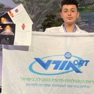 גאווה אורטית! תלמיד אורט במעלה טבריה – כוכב תחרות science accelerator הבינלאומית