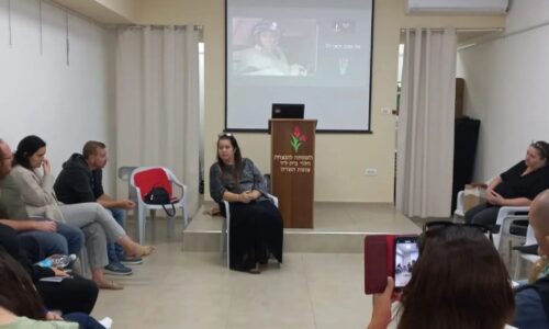מפגש ראשון בתכנית פרי גנך מארח את אמו של סרן אביב חקאני ז”ל, קצין המנהרות הראשון