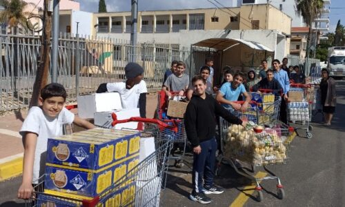 תלמידי אורט ישראל בכל הארץ ובכל המגזרים במבצע מארזי מזון עבור משפחות נזקקים