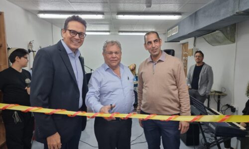 ביקור מנכ”ל אורט בבתי הספר של אורט בערד בסימן הוקרה הדדית על שיתוף פעולה ארוך שנים למען תלמידי העיר