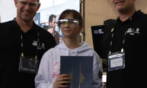 FIRST Dean’s Robotics List Award הוענק לתלמידת אורט ערד על “מנהיגות, השראה ותרומה לקהילה”