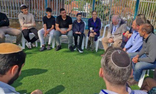 מנכ”ל אורט בביקור במוסדות אורט חמ”ד ביבנה: “לעשות שינוי בחינוך, זו חלוציות וחלוצים עובדים קשה”