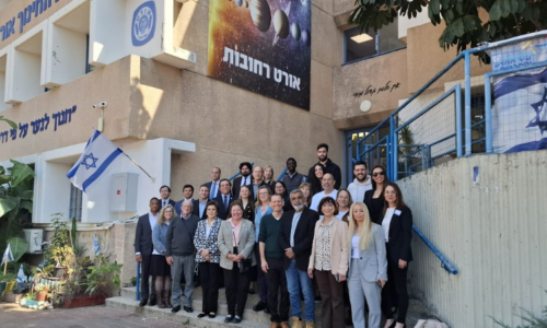 גשרים בין חינוך לחדשנות: ביקור שגרירי אמריקה הלטינית ברשת אורט ישראל