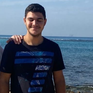 חננאל אוטמזגין מכיתה יב בתיכון אורט תעופה וחלל קרית גת