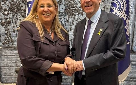 'מחליפים מילה' לקידום הלכידות החברתית – מנהלת אורט קרית ביאליק נבחרה לקחת חלק במיזם נשיא המדינה